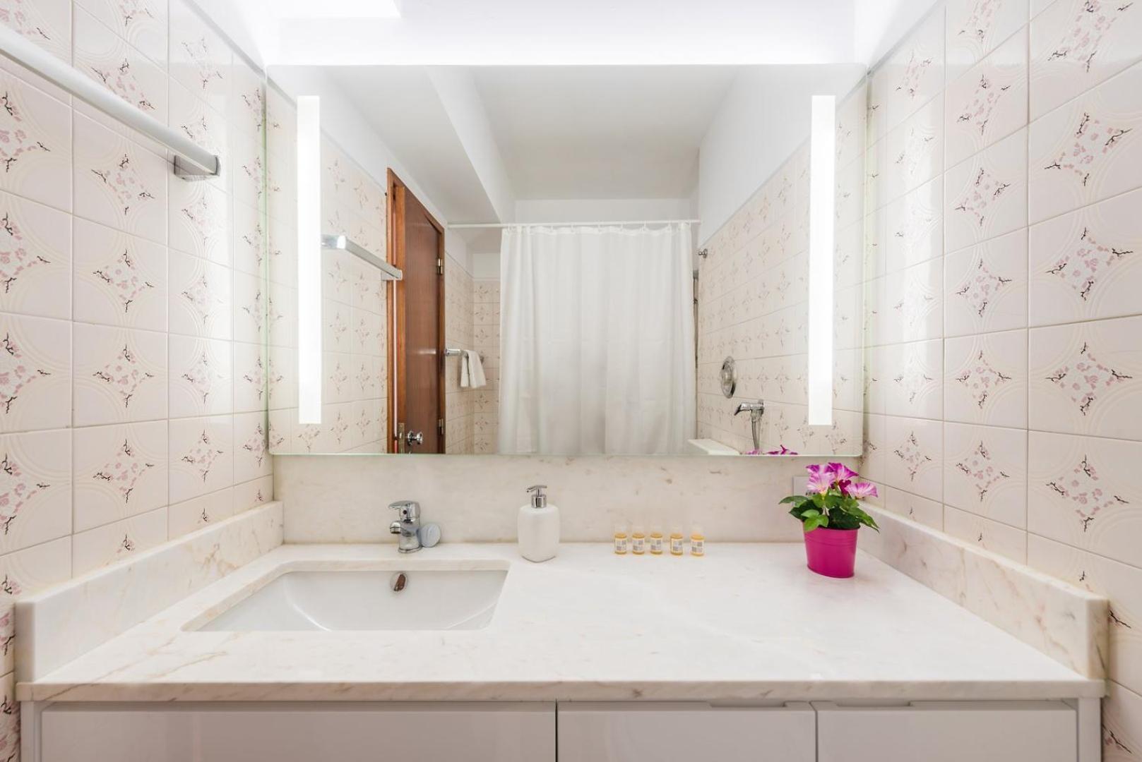 Ferienwohnung Guestready - Eclectic Haven In The Heart Of Porto Exterior foto